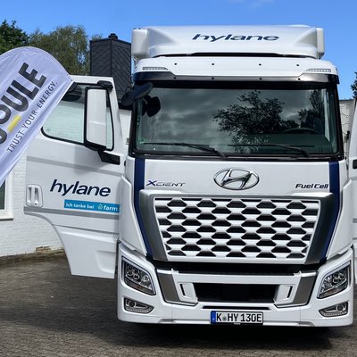 Hyundai Wasserstoff-LKW auf der Veranstaltung Mittagstisch mit Wasserstoff