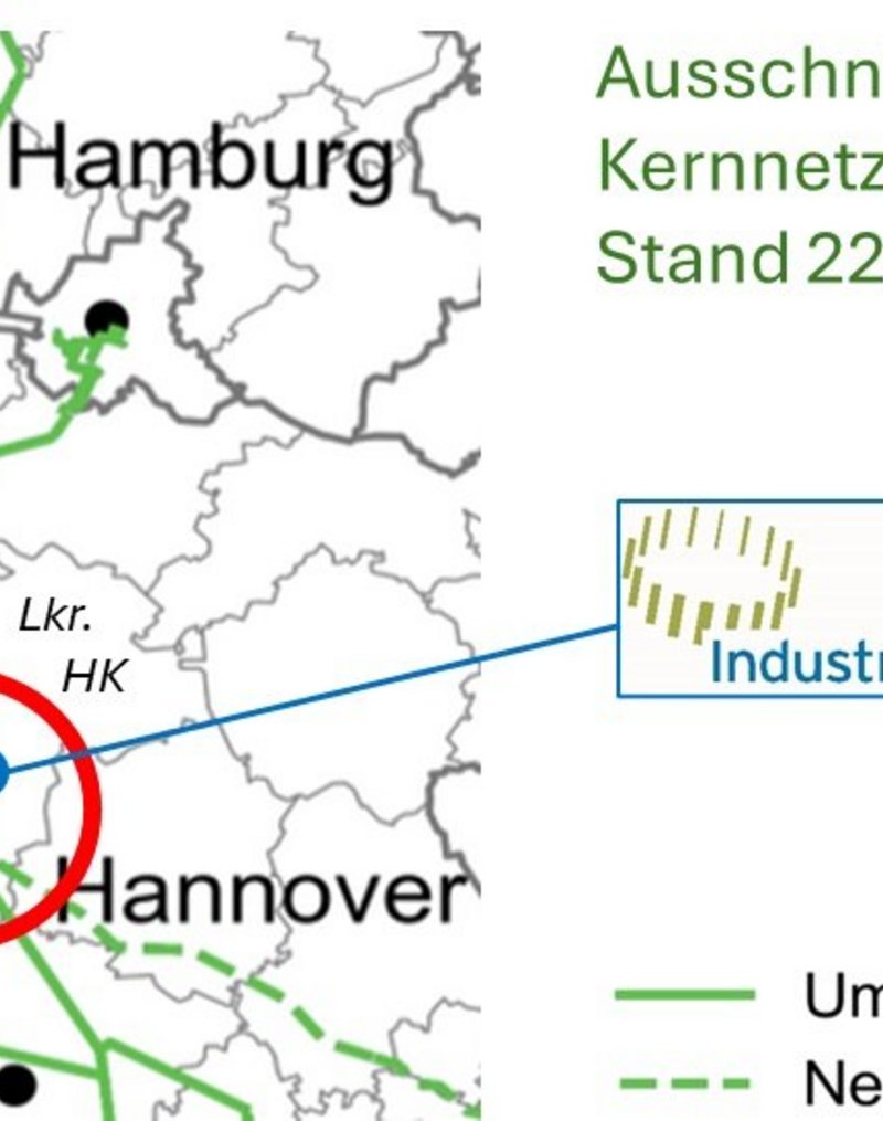 Die Abbildung zeigt einen Ausschnitt der Wasserstoff-Kernnetz-Planung mit dem Stand vom 22. Juli 2024. Deutlich markiert sind die Städte Hamburg, Bremen und Hannover sowie der Industriepark Walsrode, der durch eine blaue Markierung hervorgehoben wird. Die grüne durchgezogene Linie stellen die Umstellungsleitung des Netzes dar, während die grün gestrichelte Linie die Neubauleitungen darstellt.